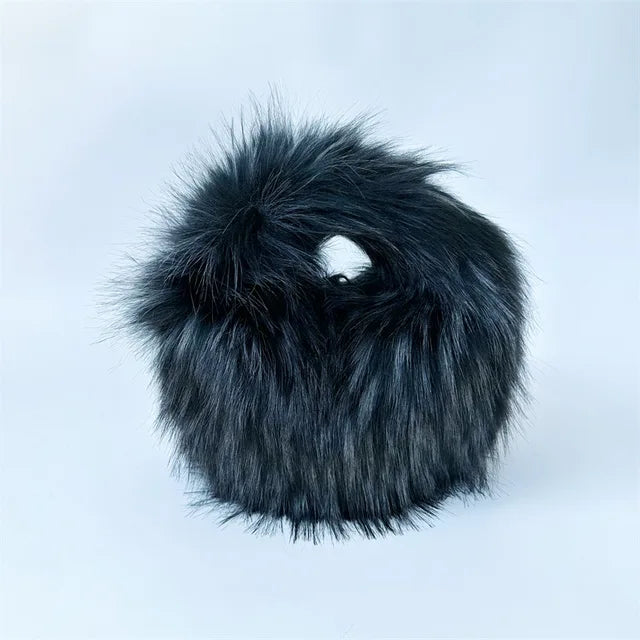 Fashion Soft Faux Fur Women Handbags Designer Y2K Long Plush Lady Hand Bags Luxury Round Clutch Bag Fluffy Female Purse