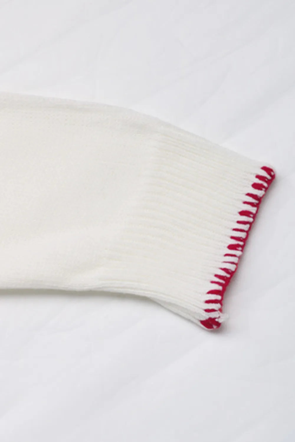 Sweet and versatile loose long sleeved round neck Christmas sweater for women